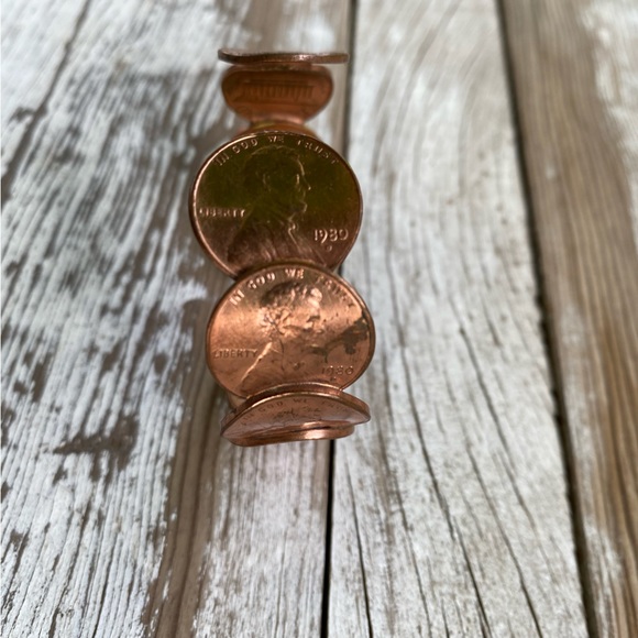 Vintage 80s penny bracelet cuff, size 7.5” - Picture 7 of 16